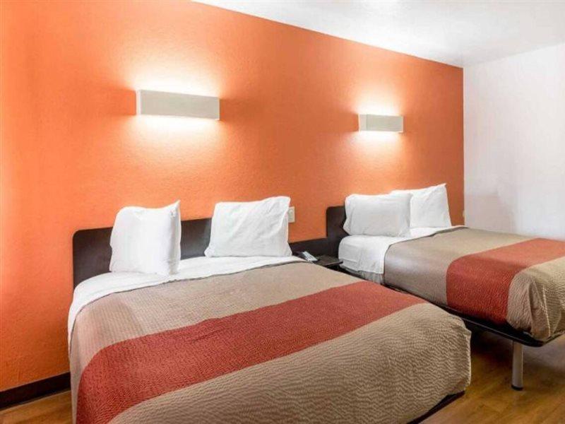 Motel 6 Seguin Tx ภายนอก รูปภาพ