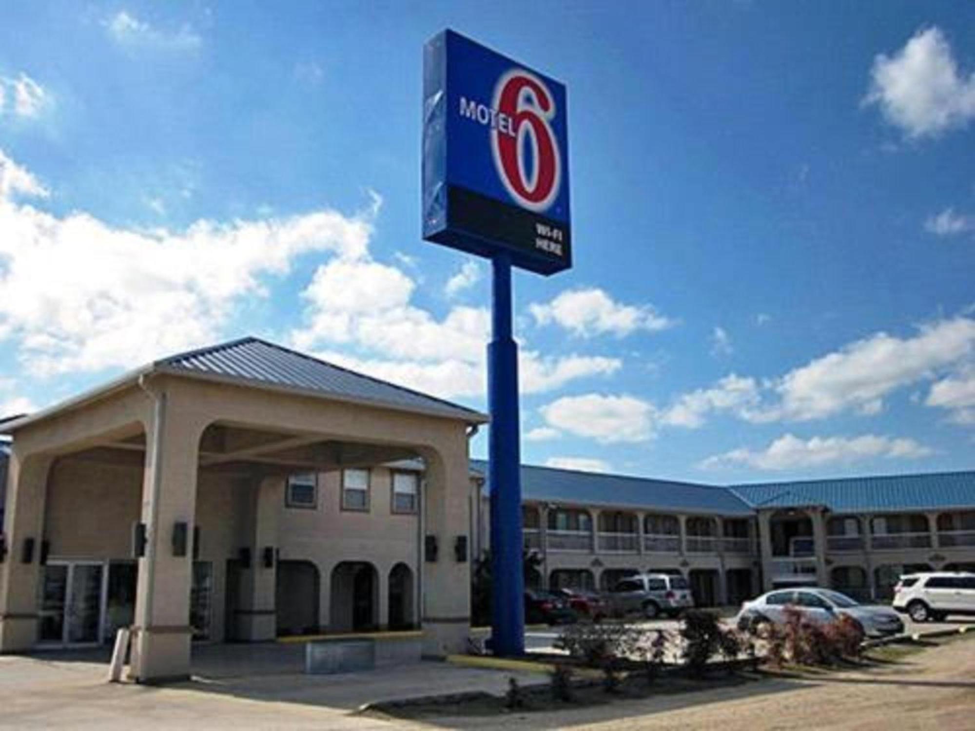 Motel 6 Seguin Tx ภายนอก รูปภาพ