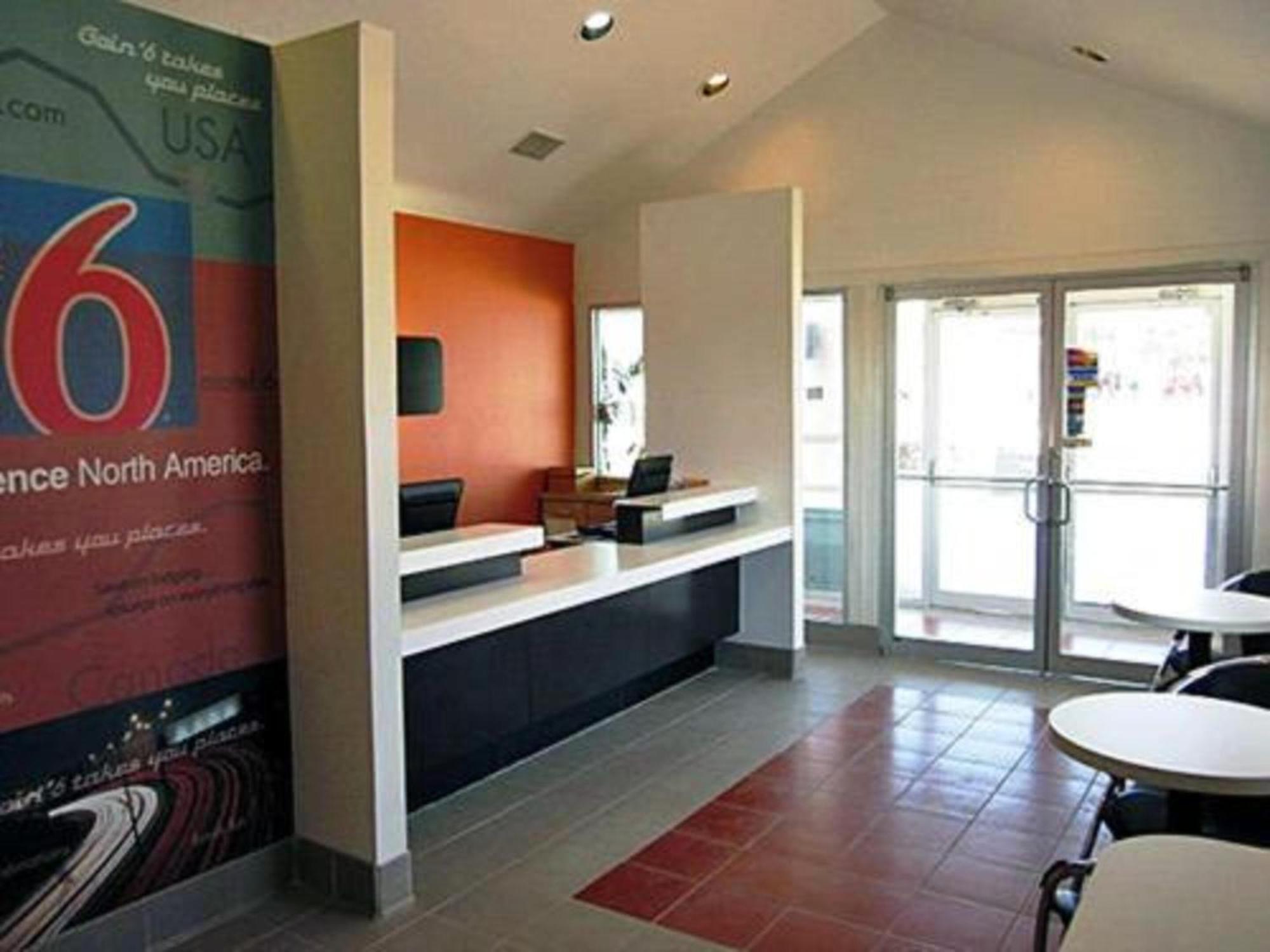 Motel 6 Seguin Tx ภายนอก รูปภาพ