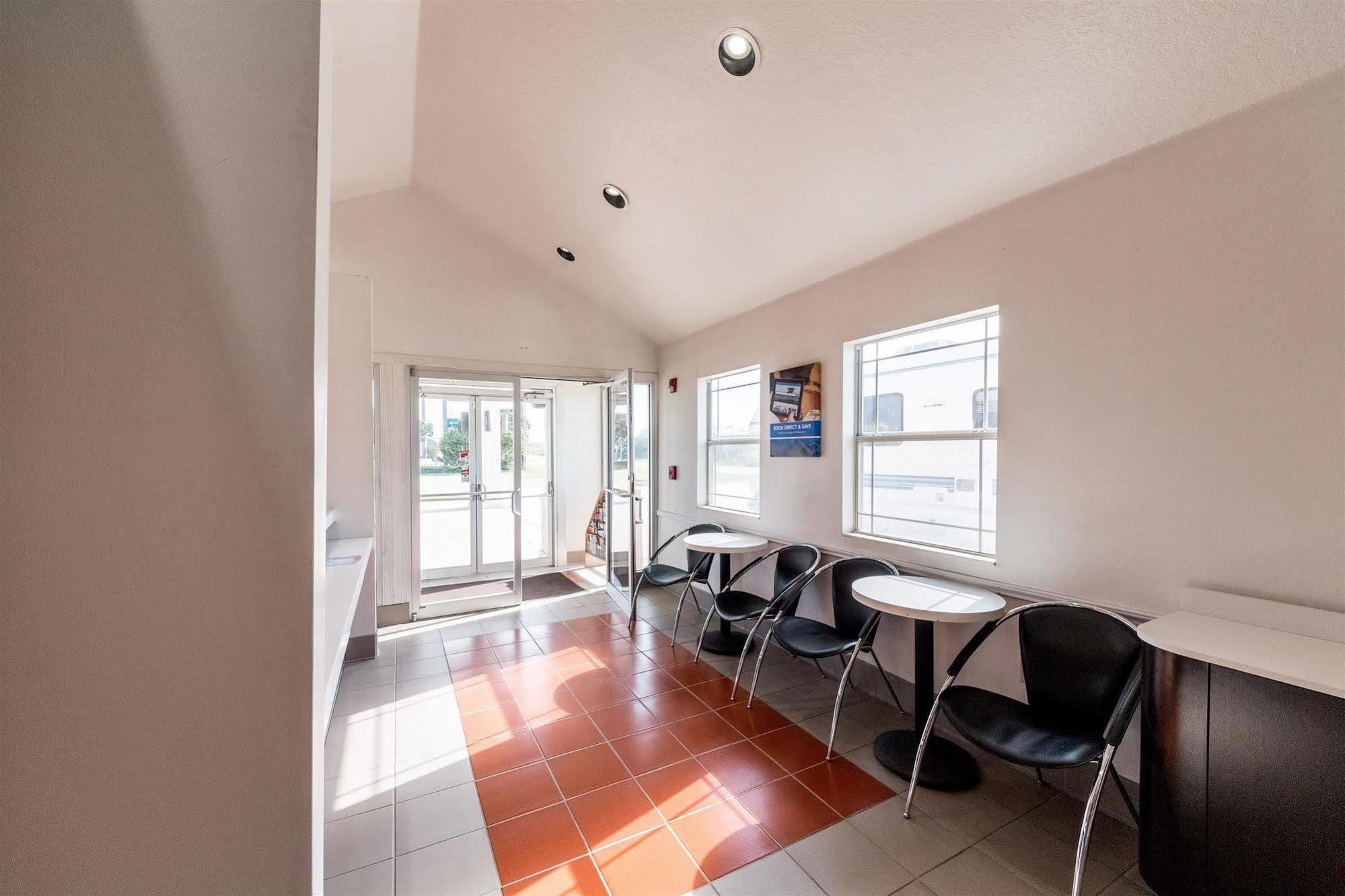 Motel 6 Seguin Tx ภายนอก รูปภาพ