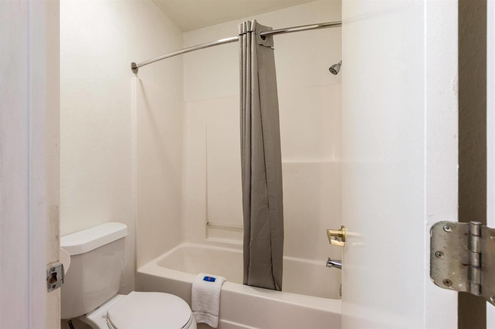 Motel 6 Seguin Tx ภายนอก รูปภาพ