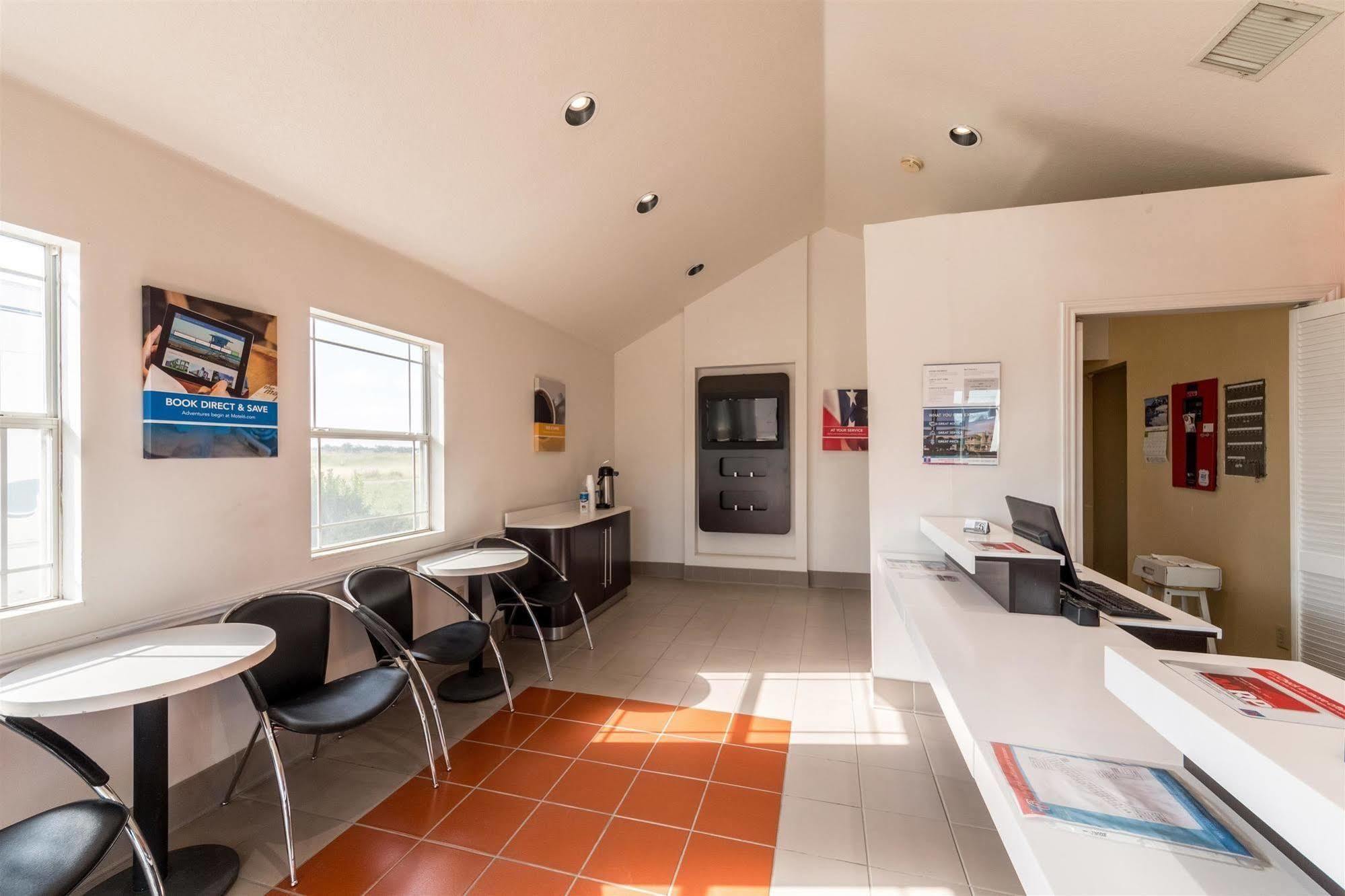 Motel 6 Seguin Tx ภายนอก รูปภาพ