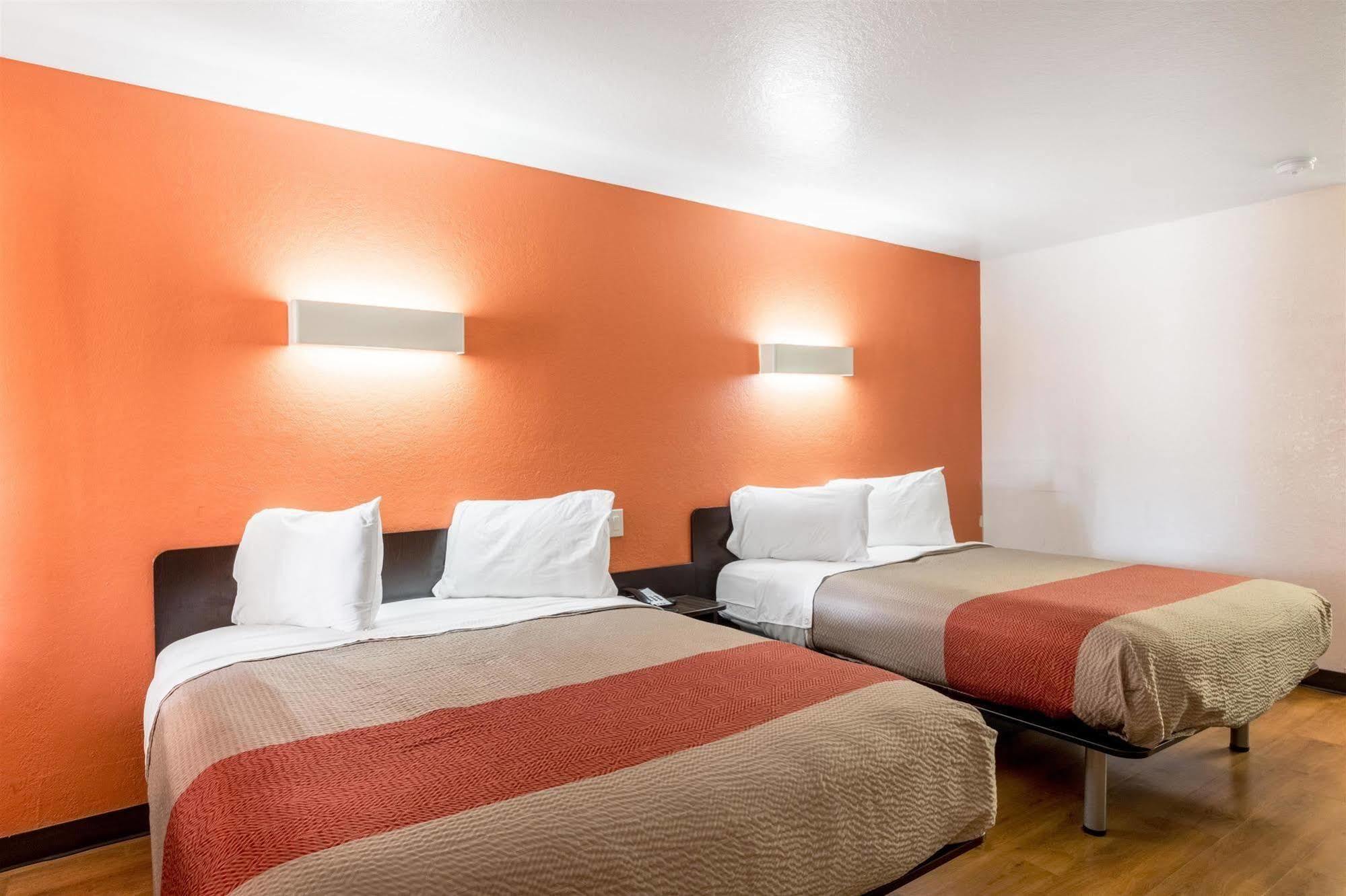 Motel 6 Seguin Tx ภายนอก รูปภาพ